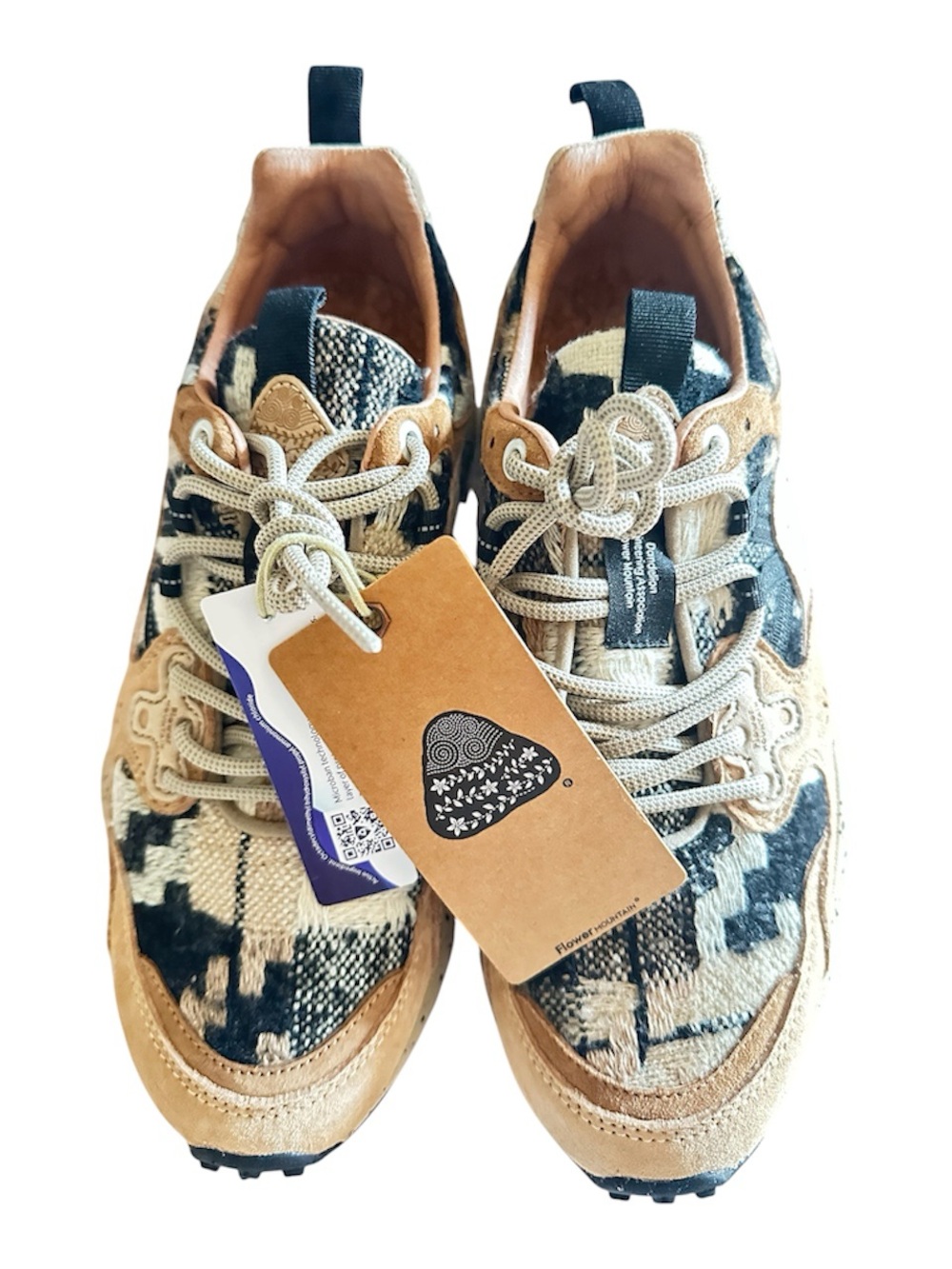 Flower Mountain Yamano 3 NEW Size 8 Women’s